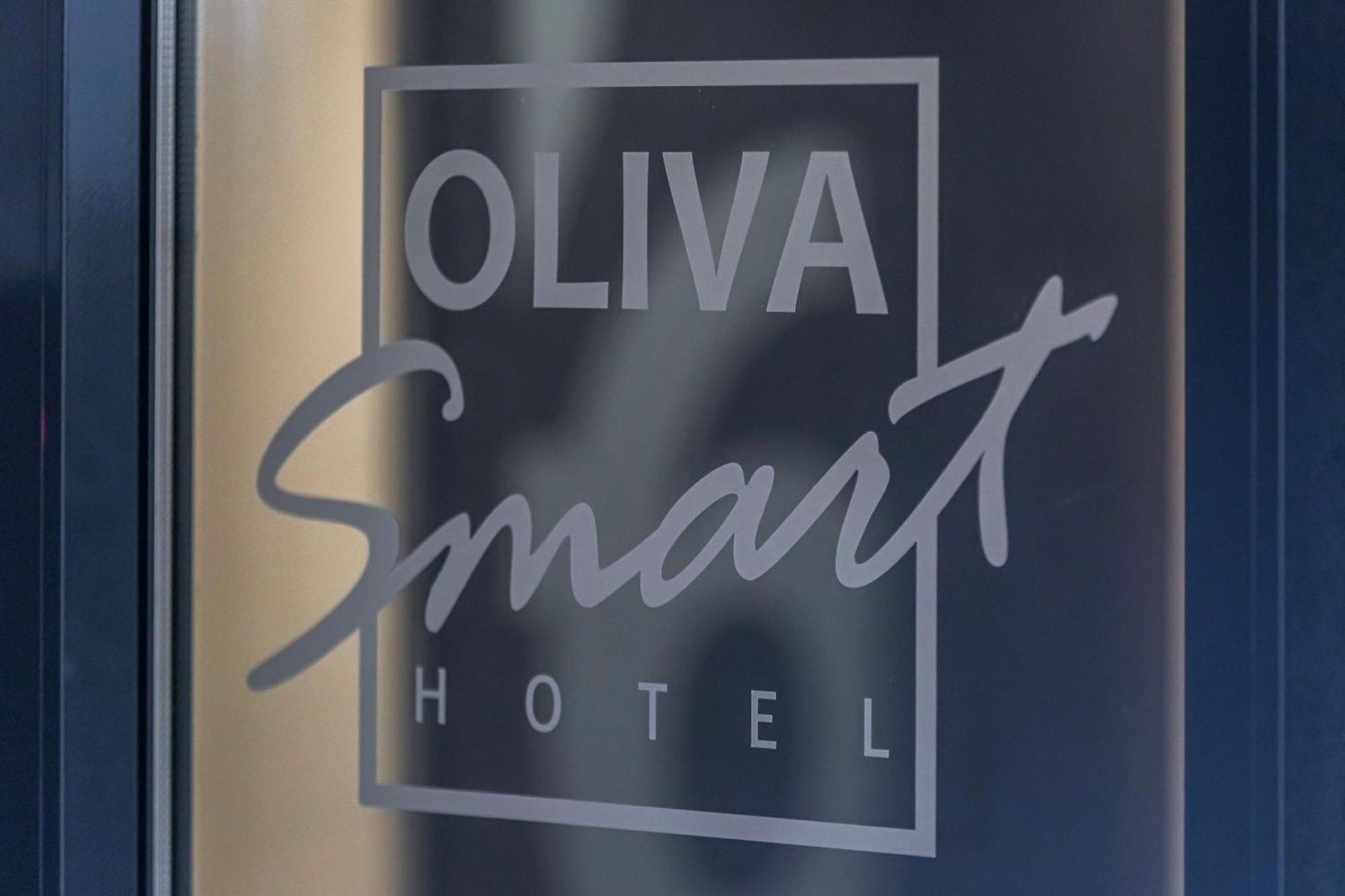 Oliva Hotel Veszprem Exterior photo